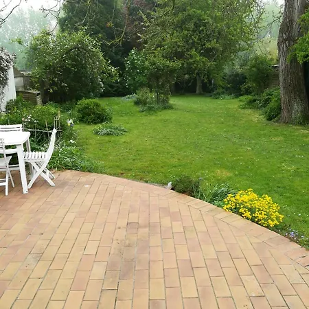 Marais Bed & Breakfast *