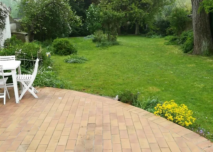 Marais Bed & Breakfast 3*